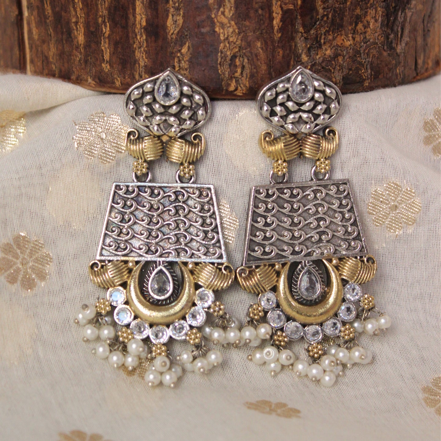 Silva Sutra Layered Pearl Stone Drops