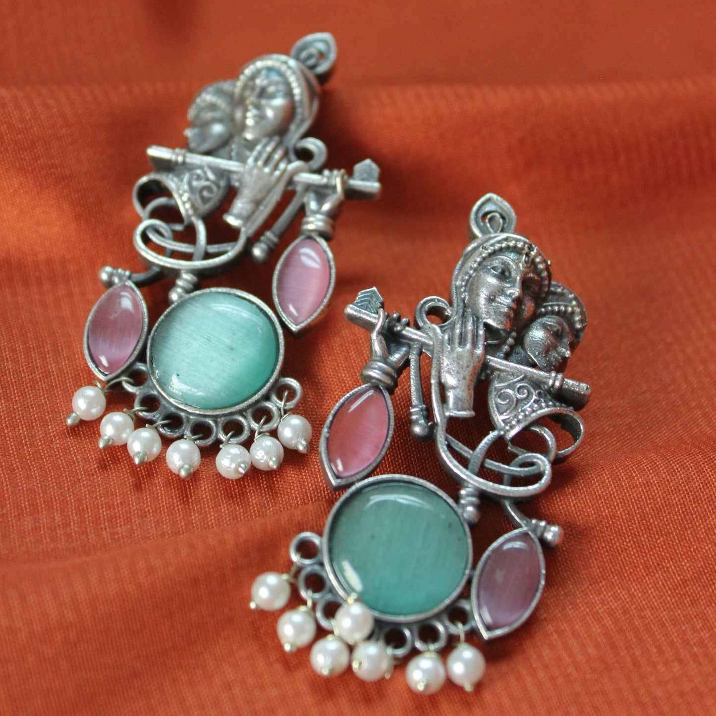 Silva Sutra Radhe Krishna Earrings