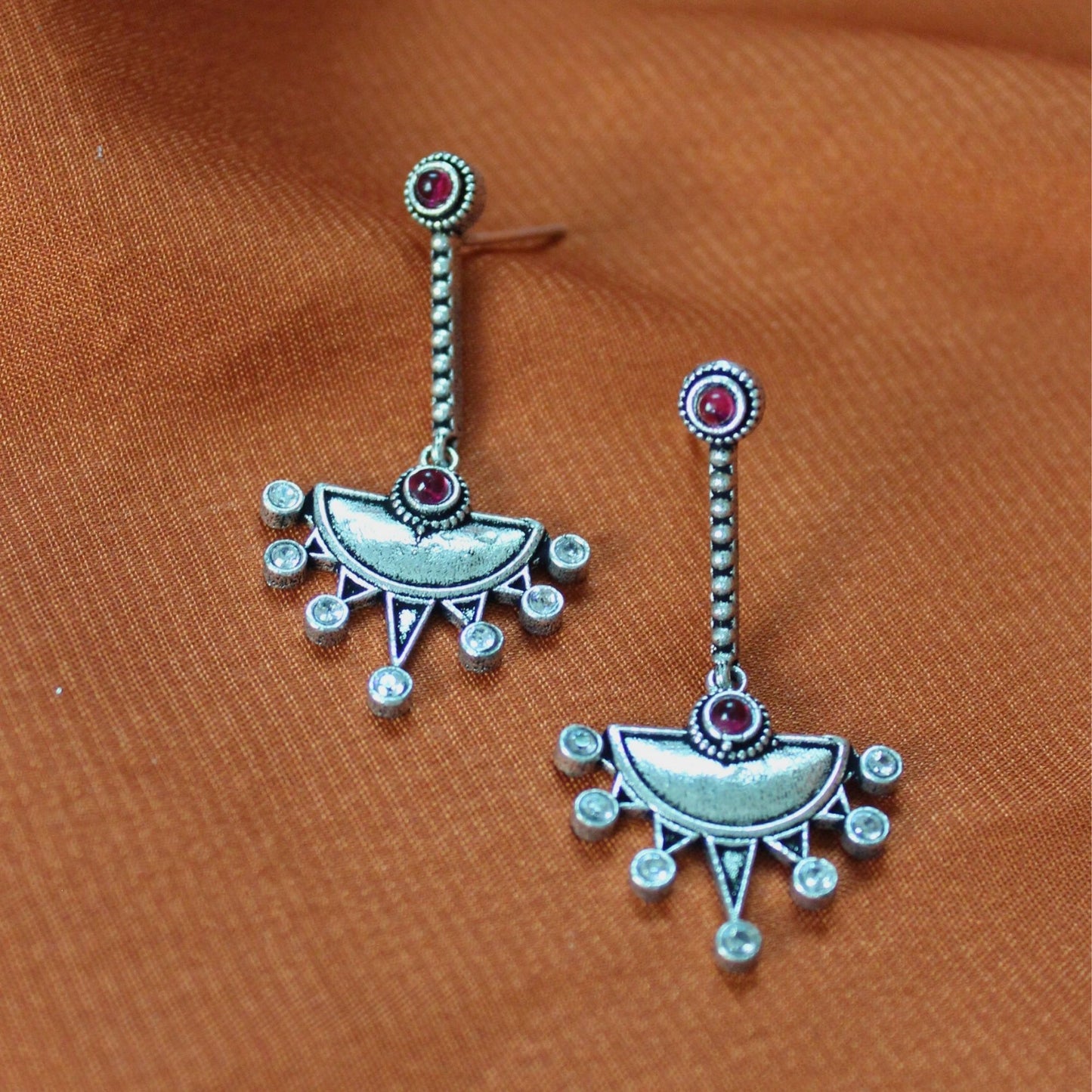 Silva Sutra Crimson sun earrings