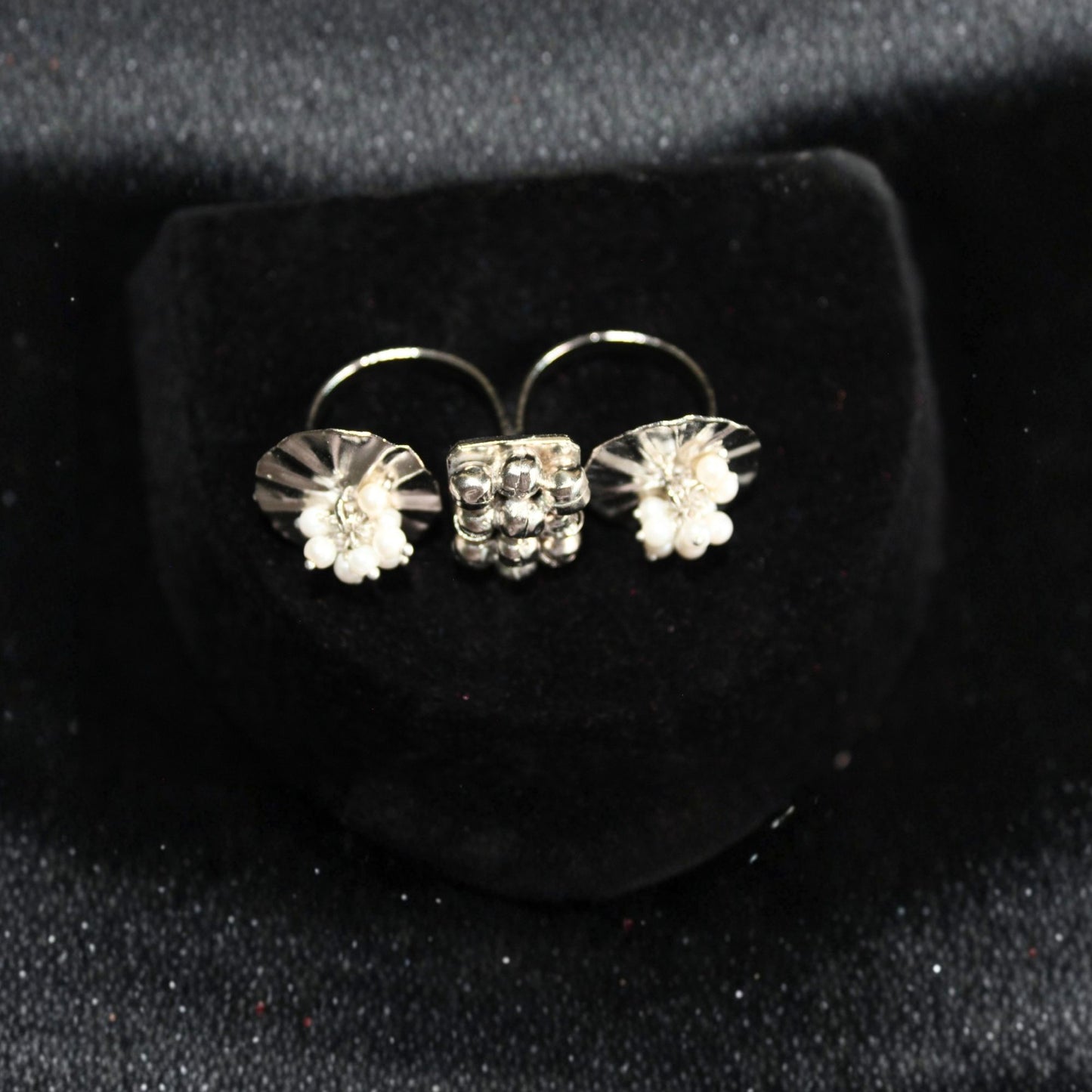 Silver-Tone Pearl Fan Statement Ring