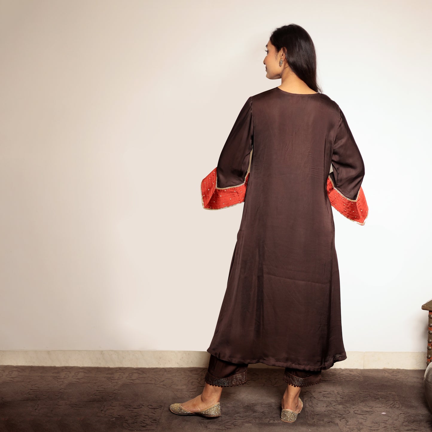 Brown hand embroidered kurta with zari detailing