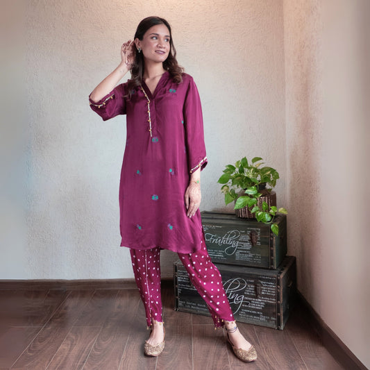 Wine Embroidered Kurta with Bandhani dhoti set