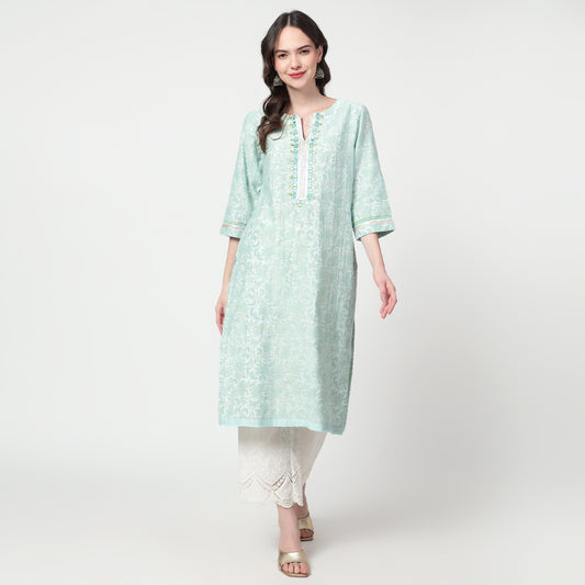 Green printed kurta with neck and sleeves detailing