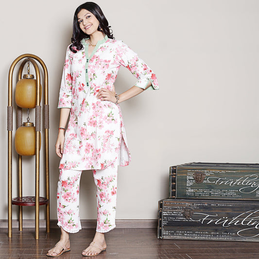 Floral printed white co-ord set with neck detailing