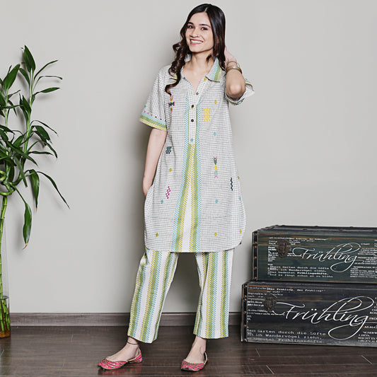 Multi color geometric printed co-ord set with embroidery