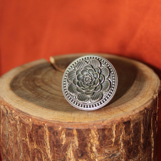 Silva Sutra intricate floral ring