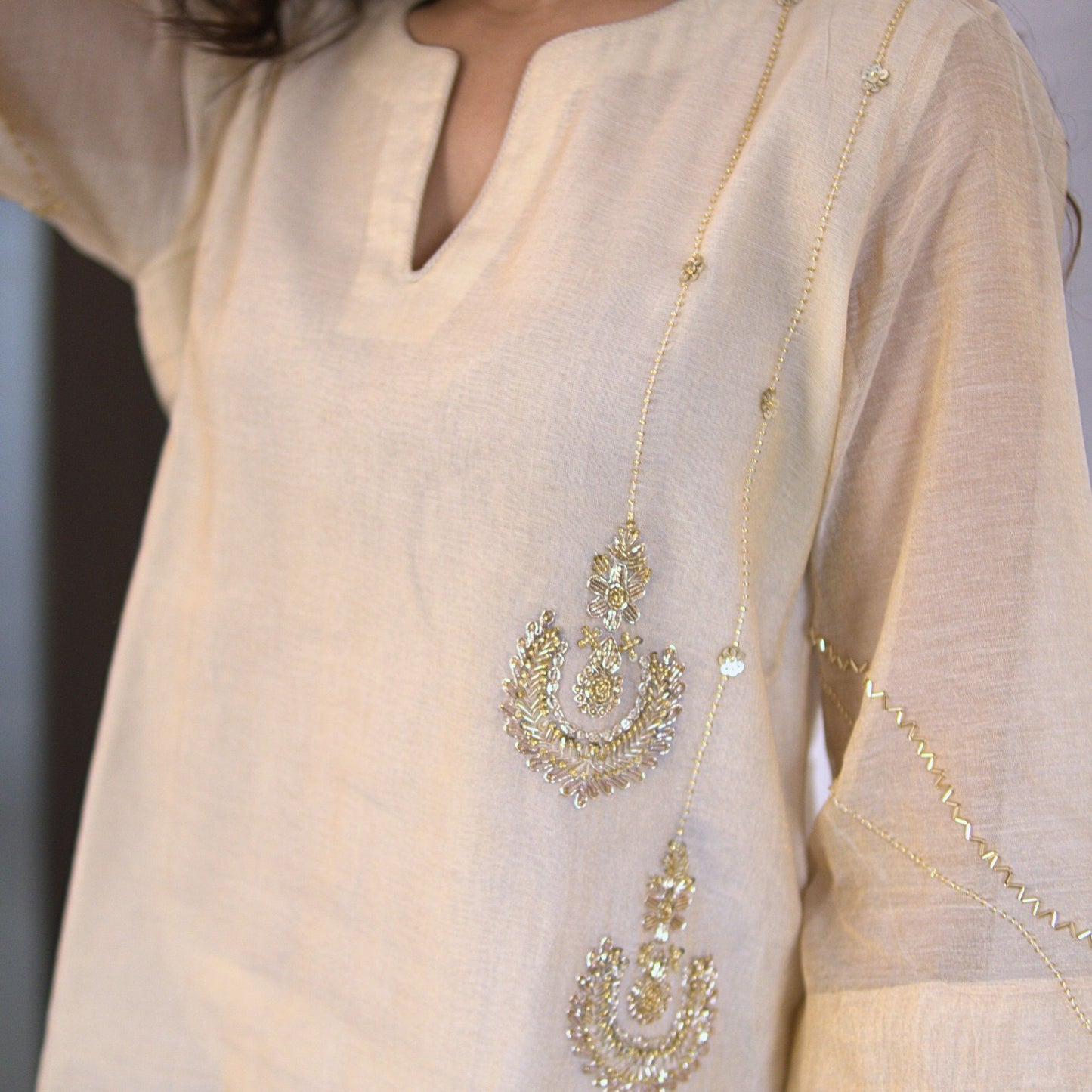 Offwhite Metallic chanderi kurta