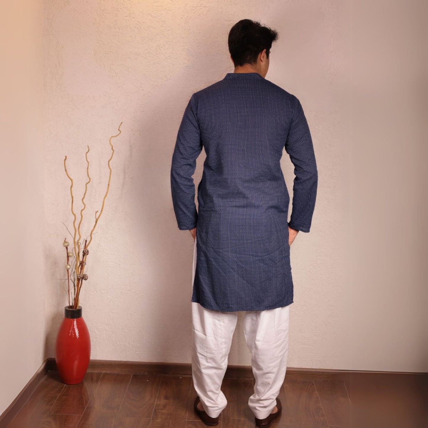 Blue kantha textured band collar kurta