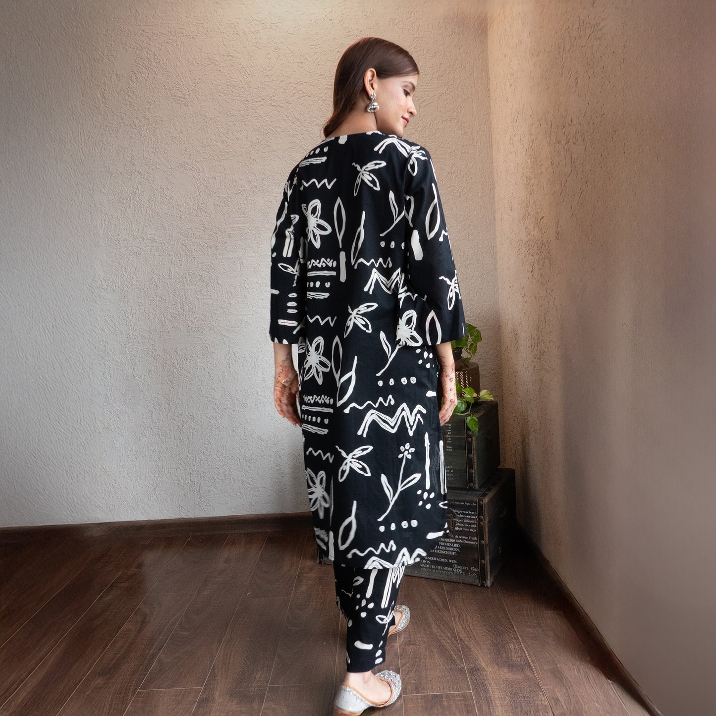 Black Cotton Abstract printed A-line kurta