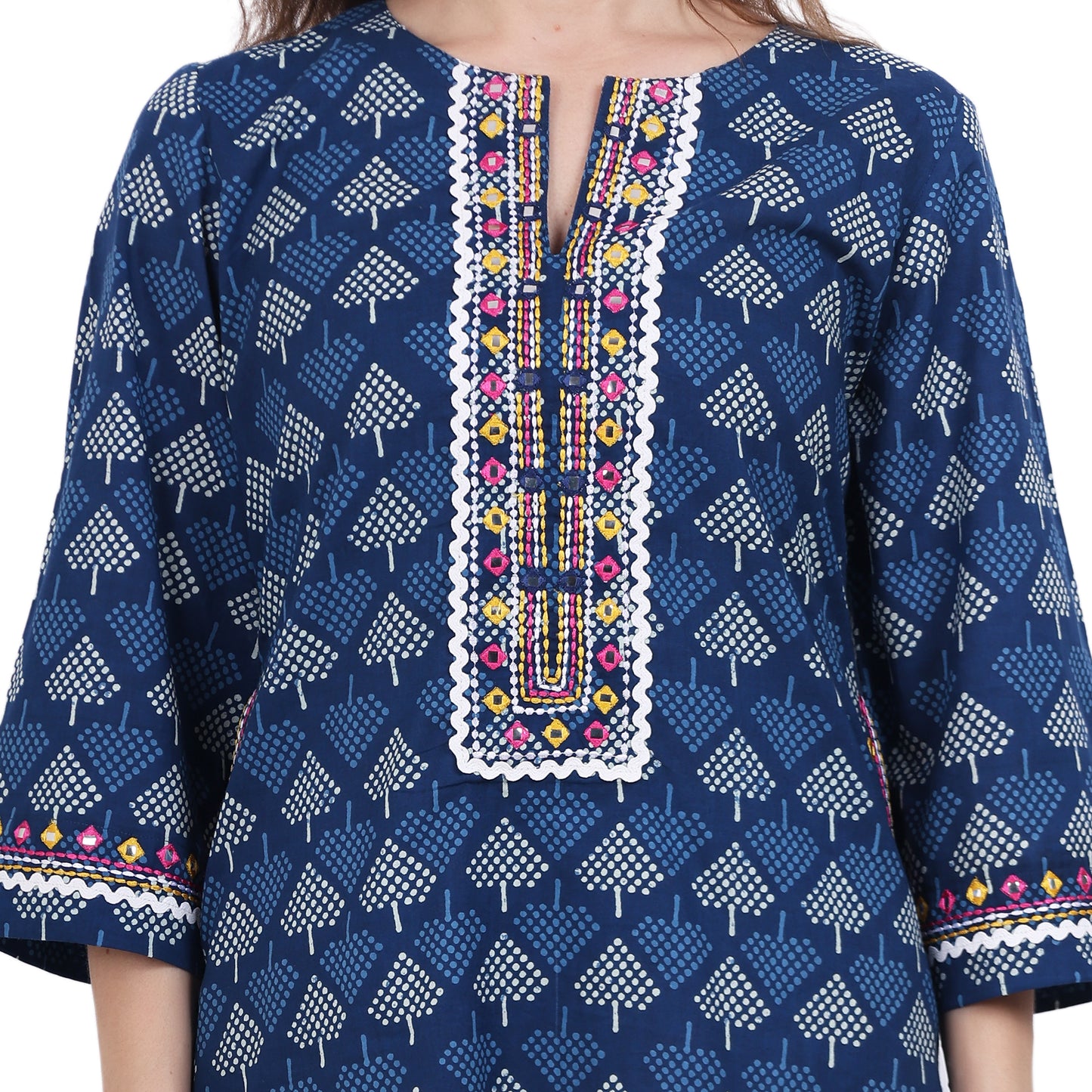 Blue printed Kurta with Neck Detailing