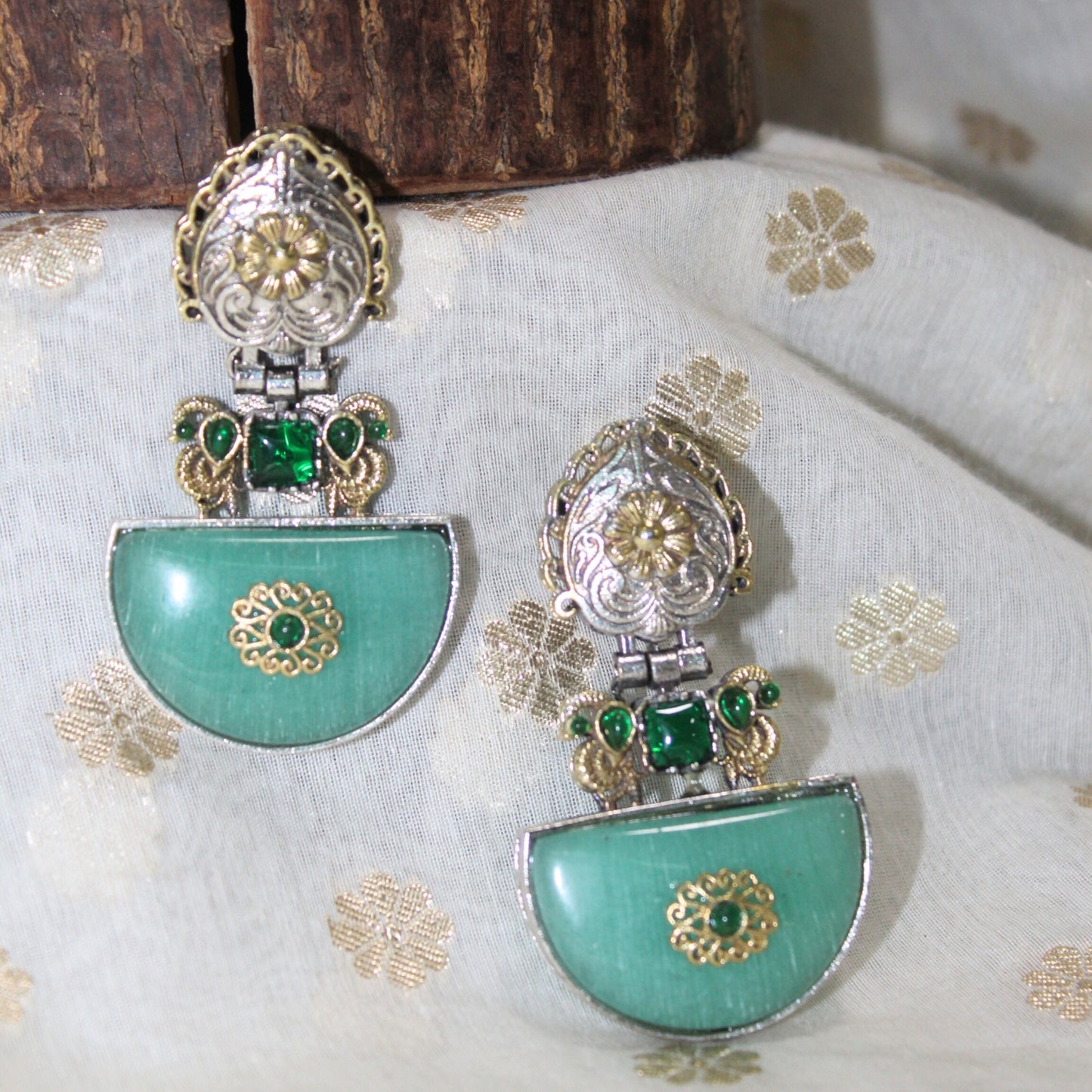 Silva Sutra Green Stone Crescents