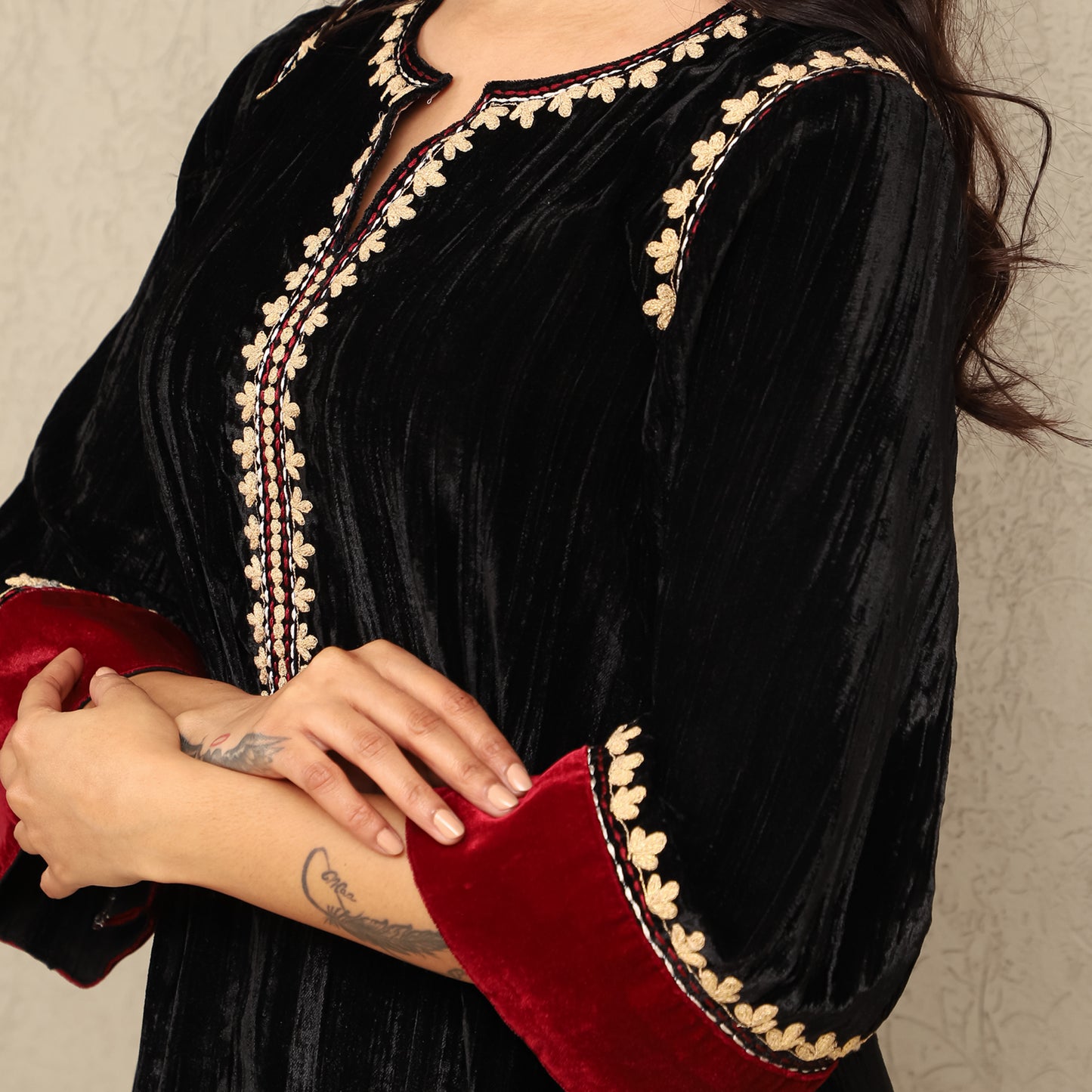 Black Crushed Velvet Embroidered Kurta