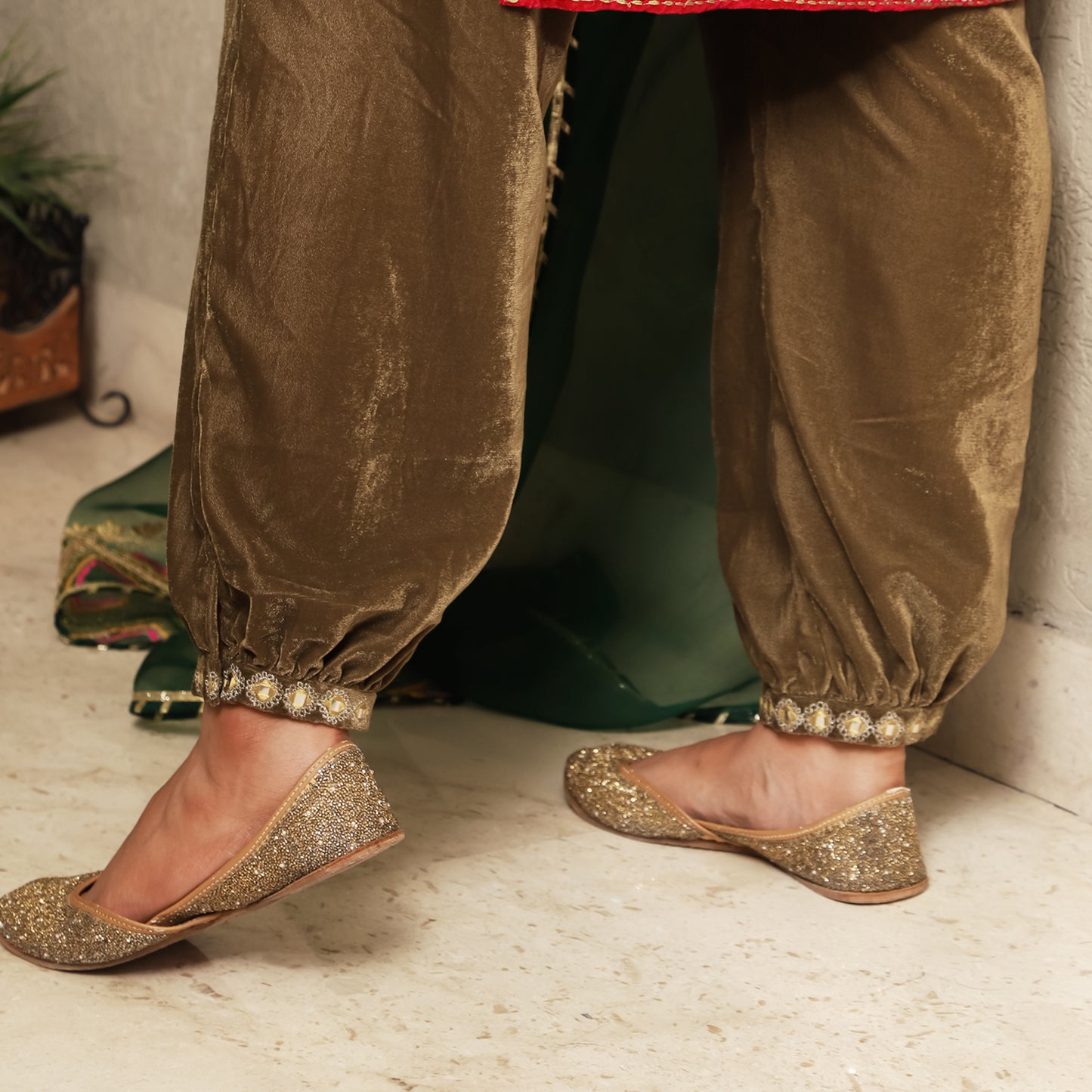 Fuschia Pink Embroidered Velvet Kurta Set with Velvet Harem Pants & Dupatta