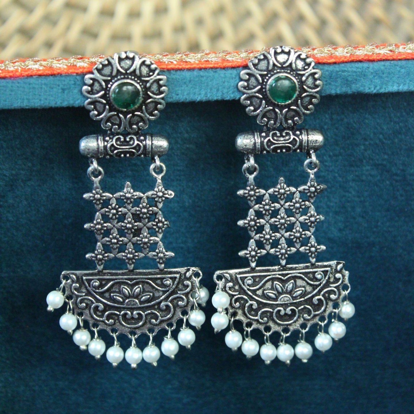 Silva Sutra pearl drop earrings with Green Stone