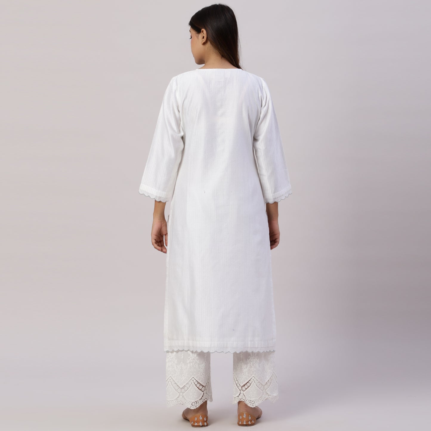 Chanderi kurta with gold zari lines and scallop edges