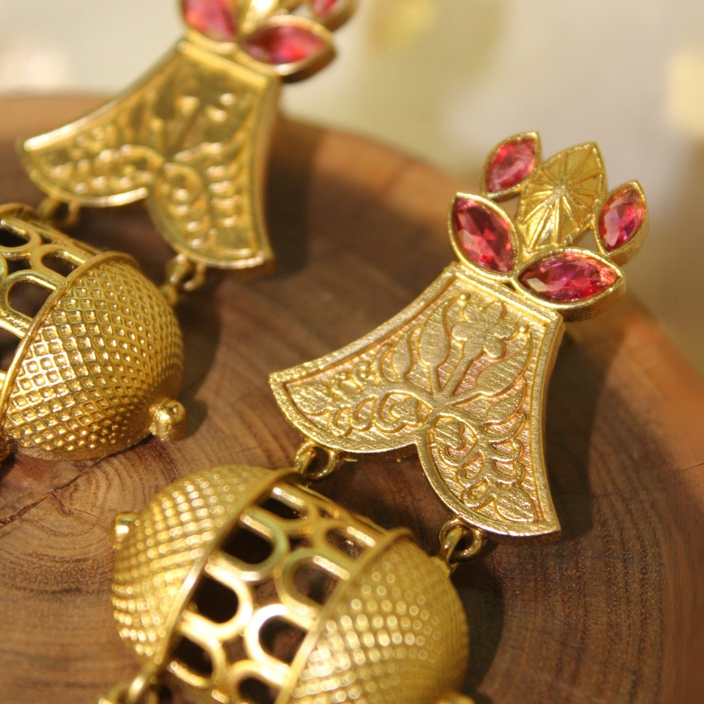 Silva Sutra Regal Gold & Ruby Crescents