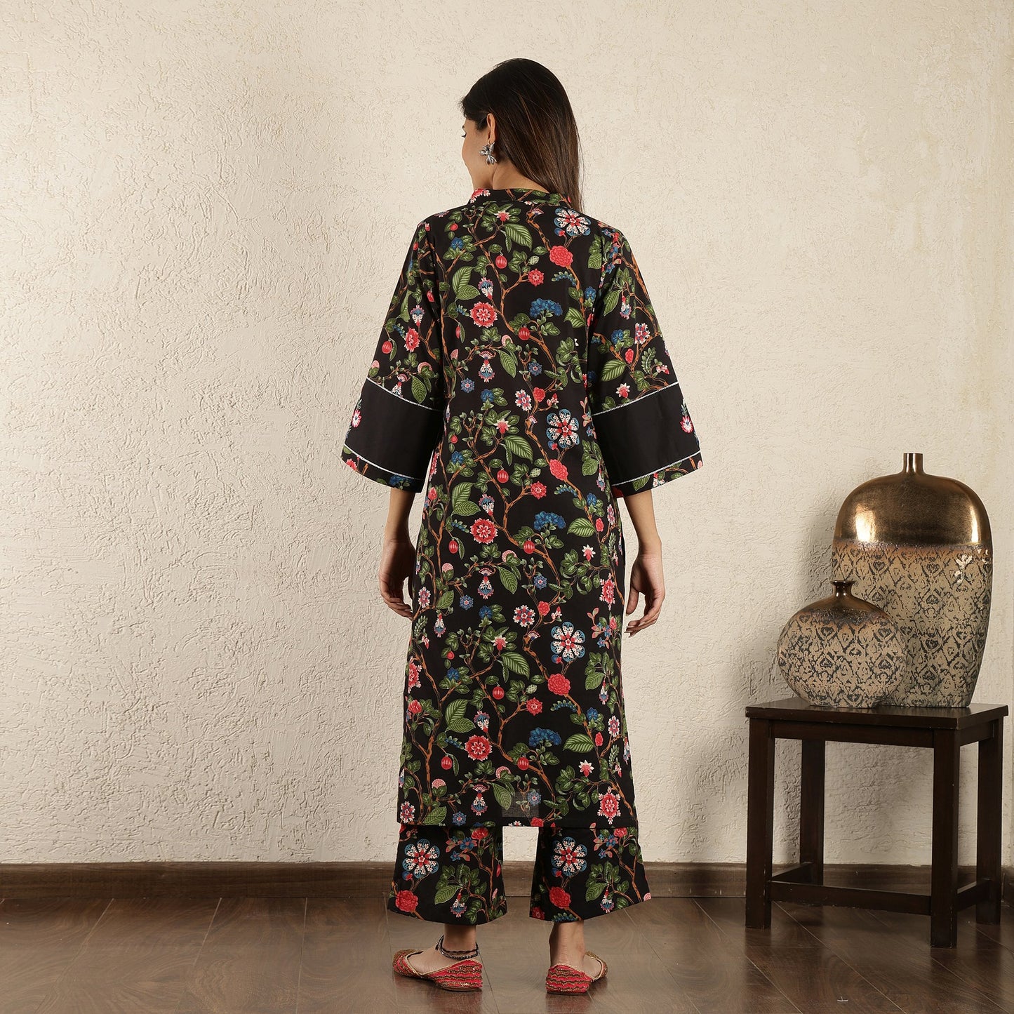 Black Kurta with embroidered Sleeves