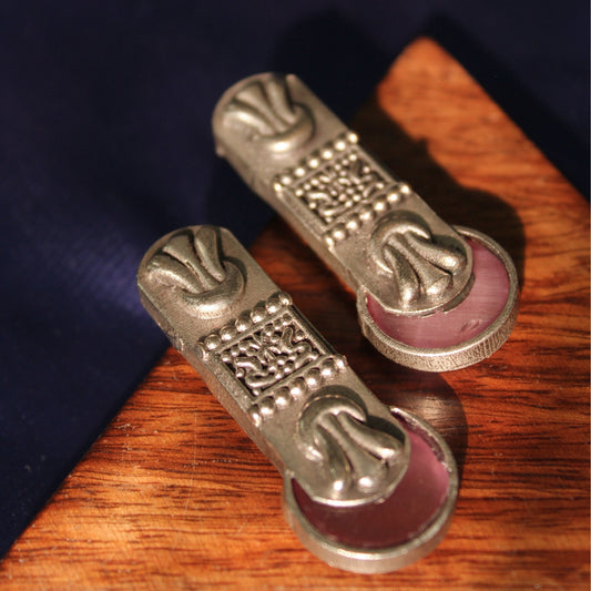 Silva Sutra Crescent Drops in Pink