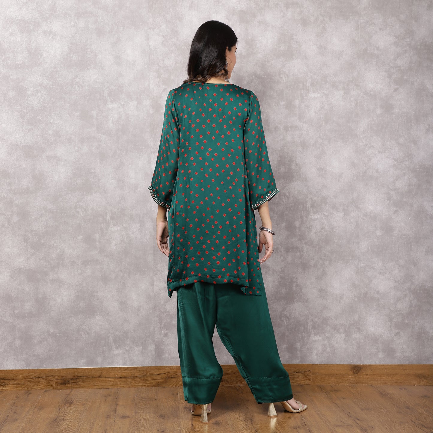Green Bandhani Suit Set with Hand Embroidered Yoke and Potli Bag