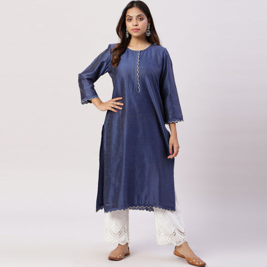 Chanderi kurta with gold zari lines and scallop edges