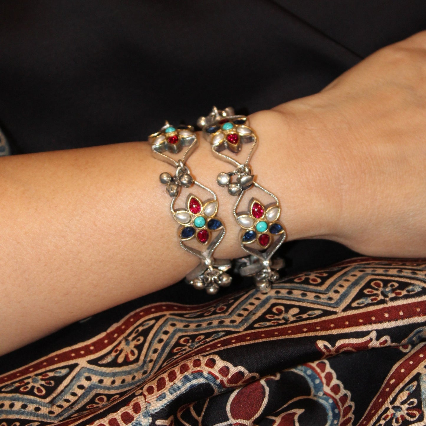 Floral Ghunghroo Bangle- 1 Piece