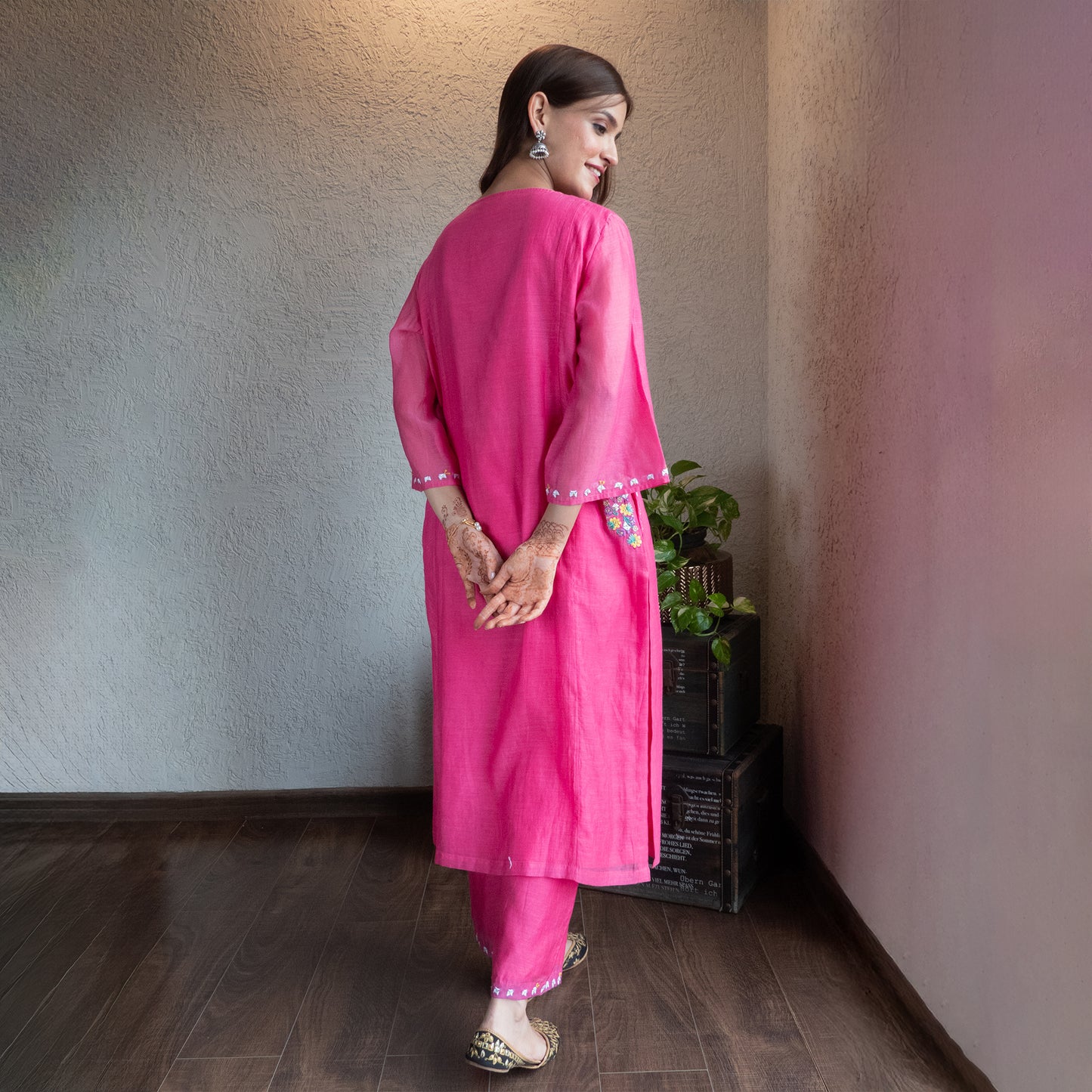 Pink Chanderi Embroidered kurta set