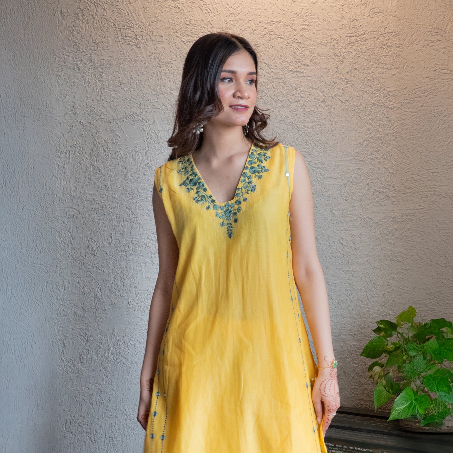 Yellow Chanderi Mirrorwork embroidered Kurta set
