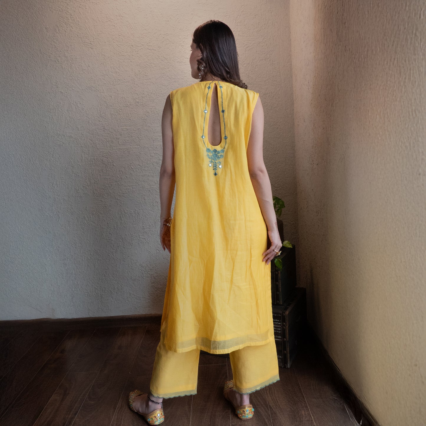 Yellow Chanderi Mirrorwork embroidered Kurta set
