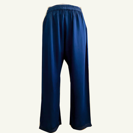 Modal silk plain pants with gold lines