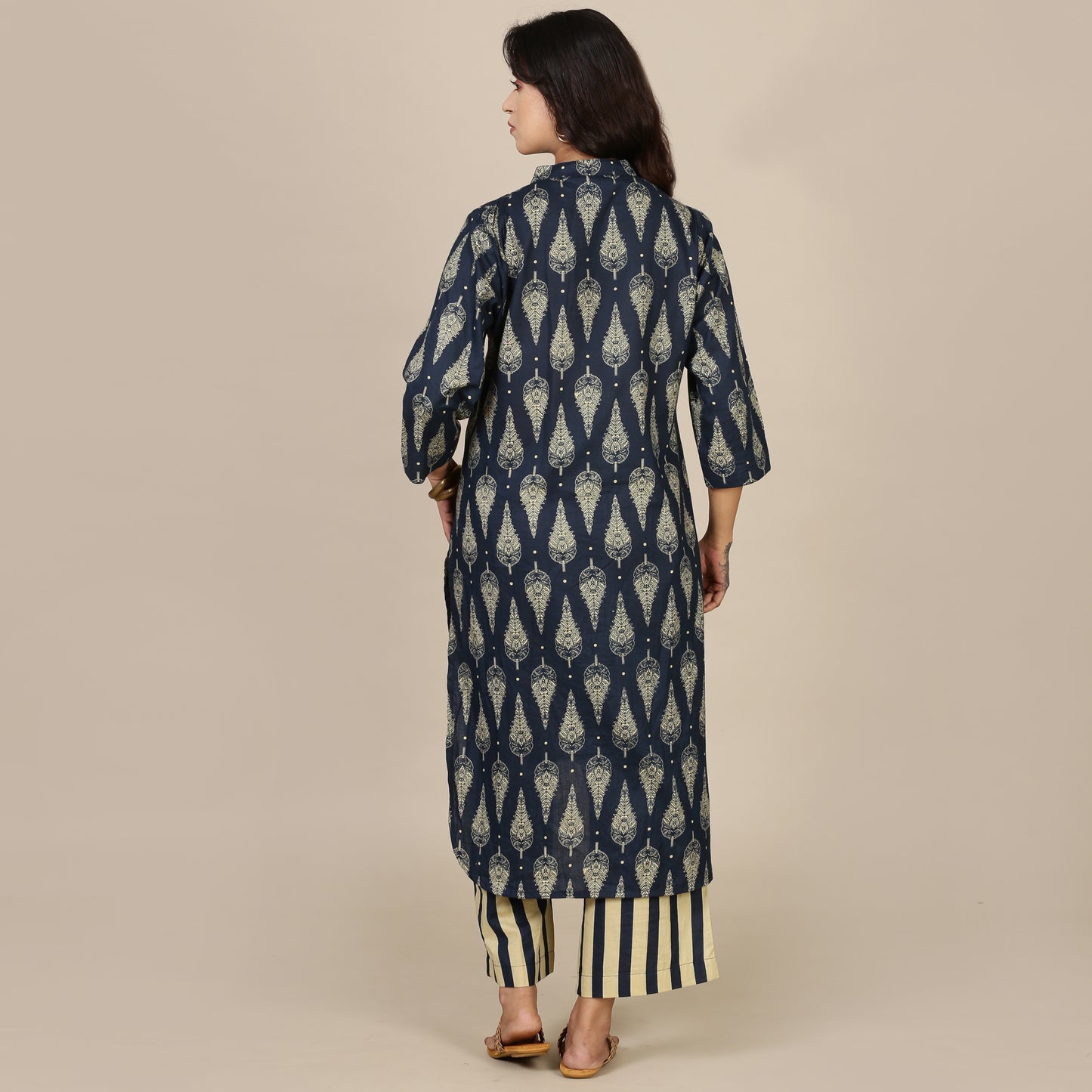 Blue paisley cotton set with striped pants