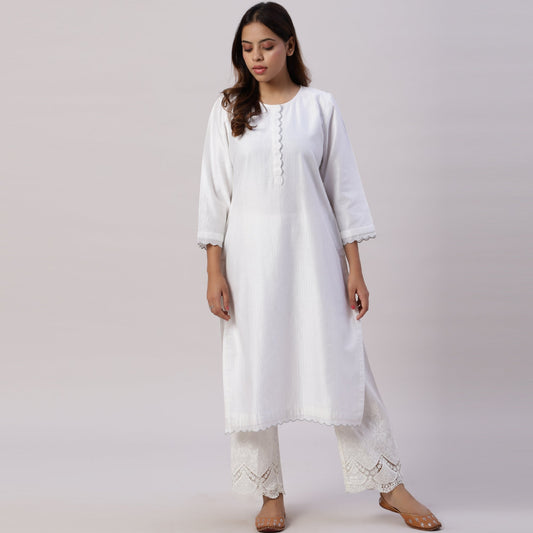 Chanderi kurta with gold zari lines and scallop edges