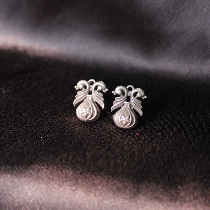 Mayur bloom studs