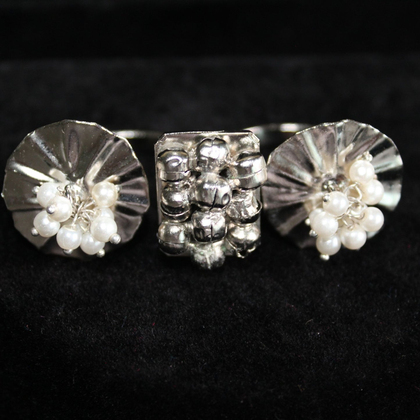 Silver-Tone Pearl Fan Statement Ring