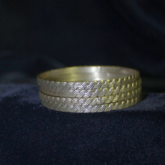 Silva Sutra textured bangle set