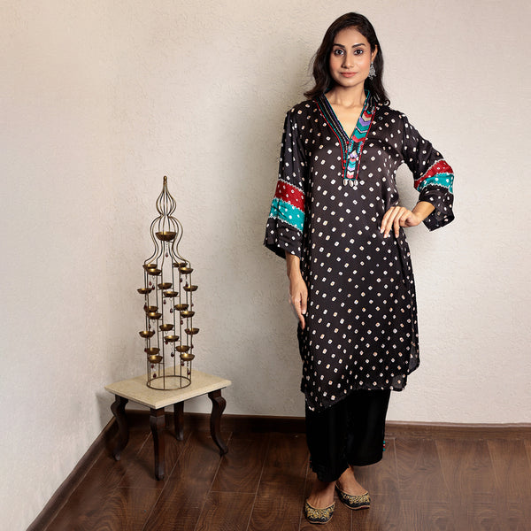 Black bandhani kurta set with thread work