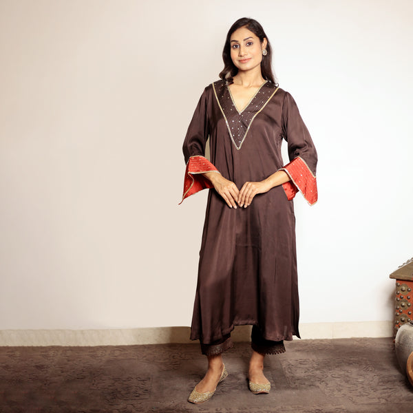 Brown hand embroidered kurta with zari detailing