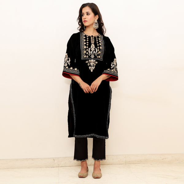 Black Embroidered Velvet Kurta