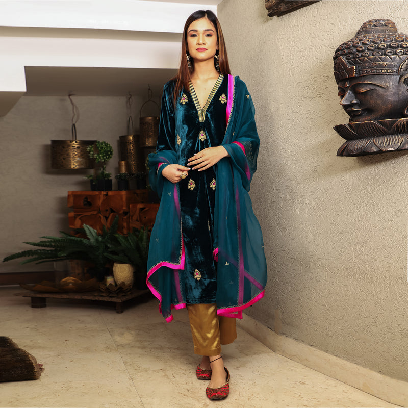 Teal Embroidered Velvet Kurta Set with Mashru Silk Pants & Dupatta