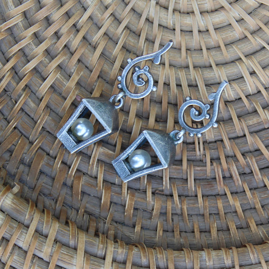 Silva Sutra Lantern Earrings