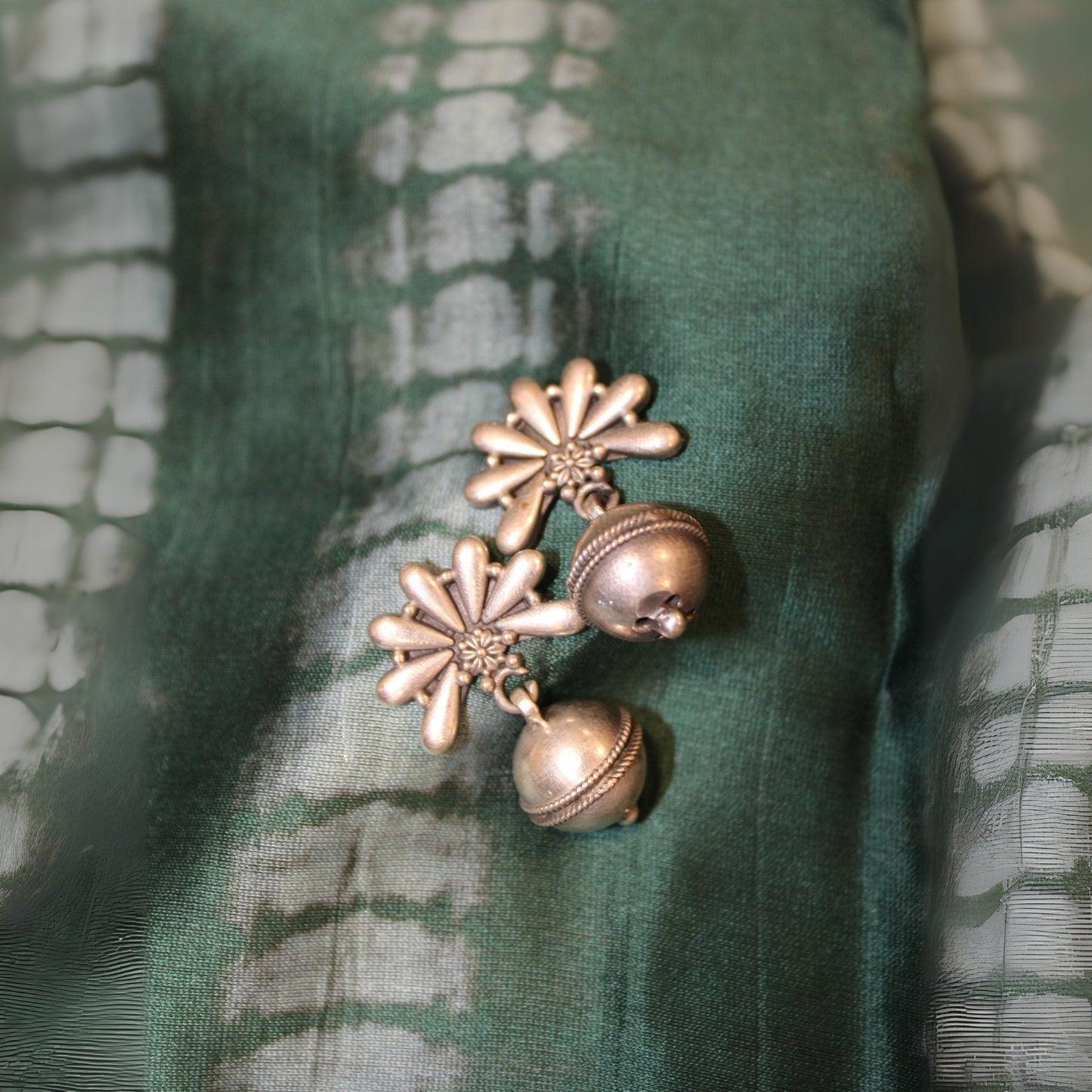 Textured Bloom Bell Drops
