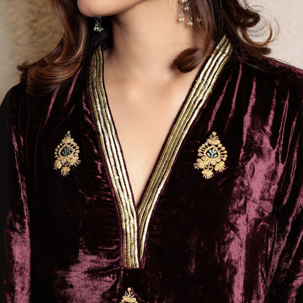 Wine embroidered V-neck velvet kurta