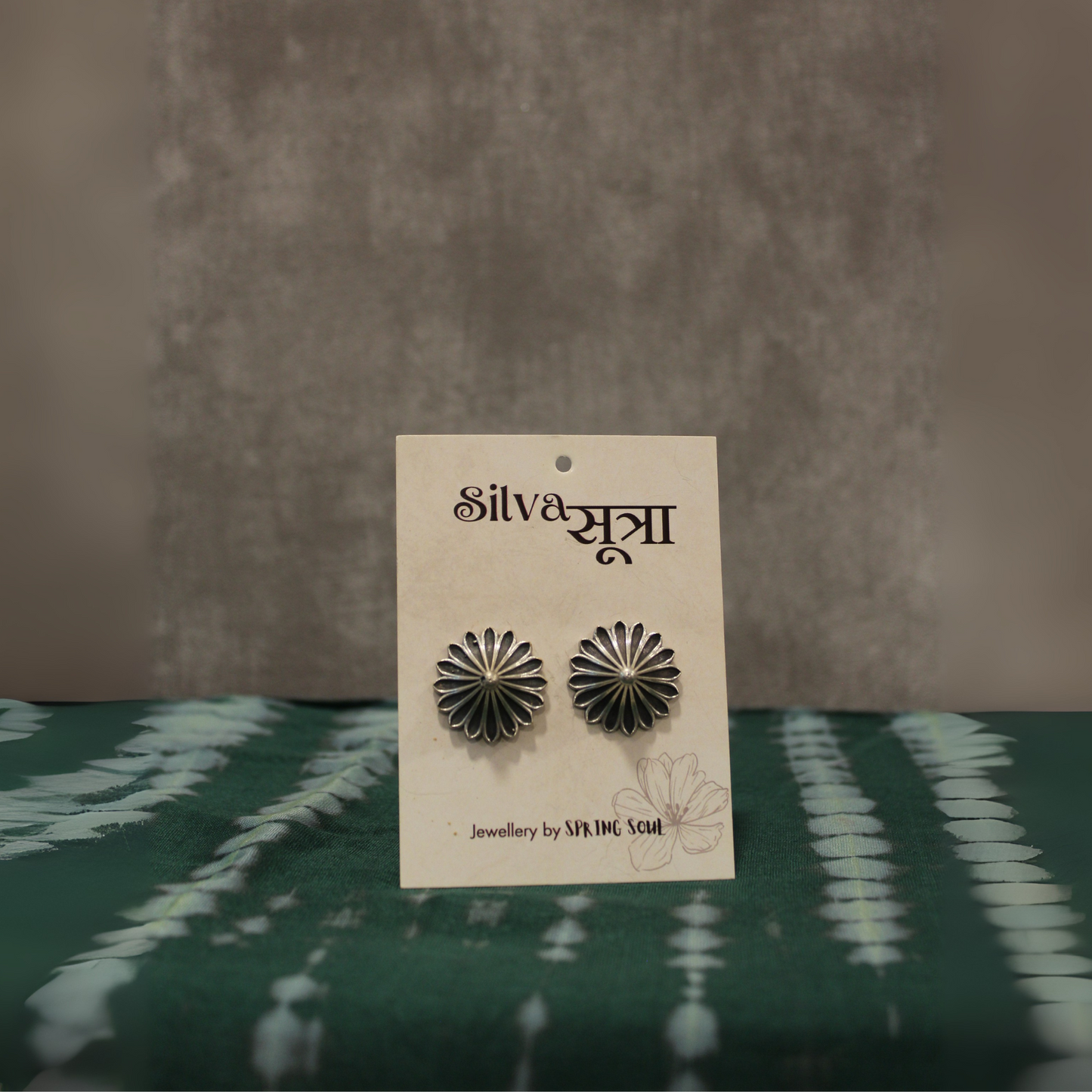 Oxidized Daisy Studs