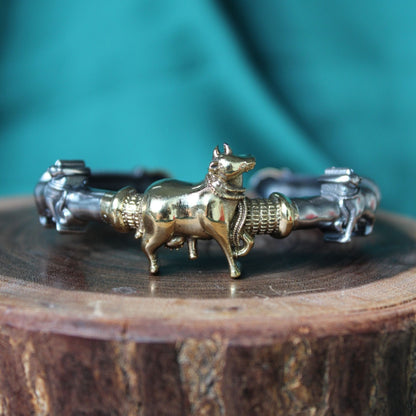 Nandi oxidised silver bangle
