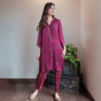 Wine Embroidered Kurta with Bandhani dhoti set