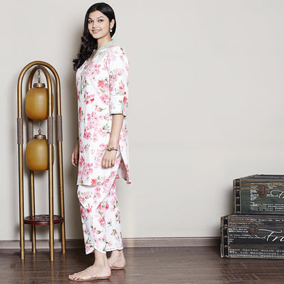 Floral printed white co-ord set with neck detailing