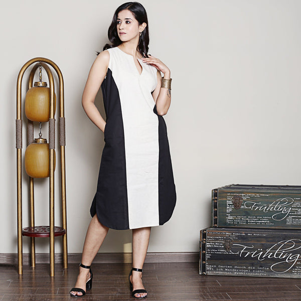 Black & White  Colour block knee-length dress