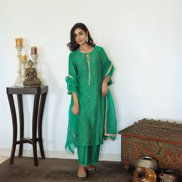 Green chanderi hand embroidered kurta set with dupatta