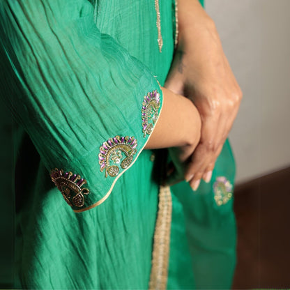 Green chanderi hand embroidered kurta set with dupatta