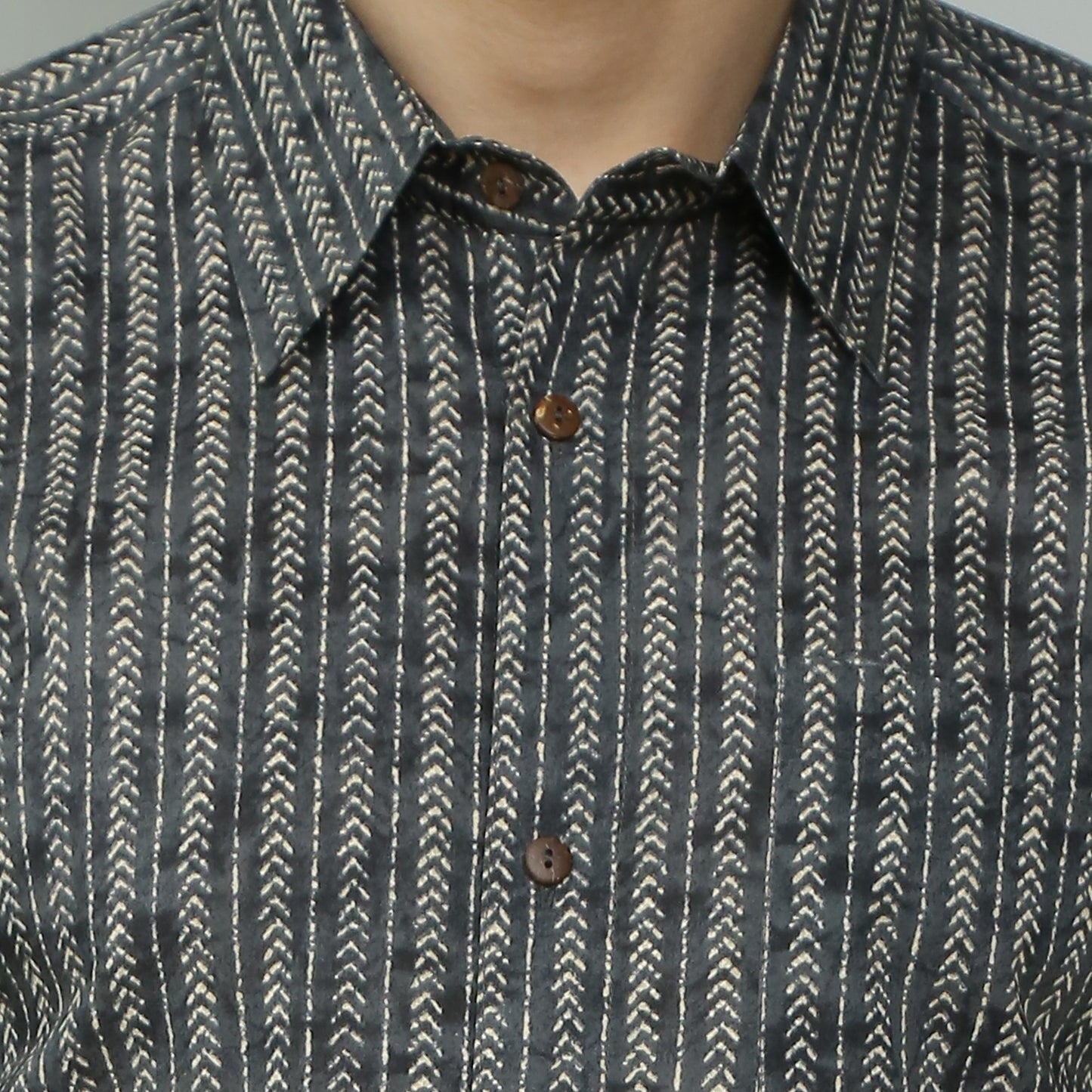 dark grey Cotton printed full sleeves shirt