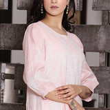 Pink chanderi kurta set with zari detailing